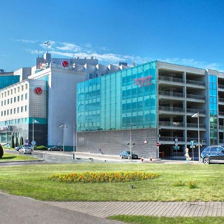 Виктория Отель&Бизнес Центр Минск Экстерьер фото